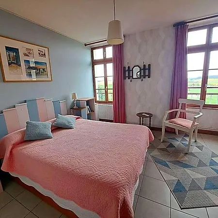 Location A Le Chateau 호텔 Coucy